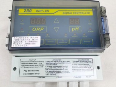 卫星Chemtrol CH250泳池水质监控仪