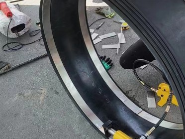 不锈钢双胀圈非开挖修复材料不锈钢快速锁胀圈双胀环