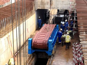 江苏联源板式给料机的技术升级方案